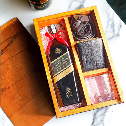 Gentleman's Whisky Gift Set: Accessories Included