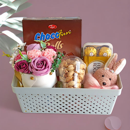 Box with Artificial Flowers, Chocolates, Nuts and Keyring